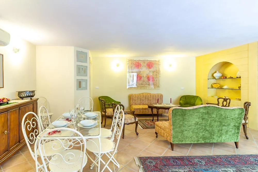 Rosmarino Apartment Florence